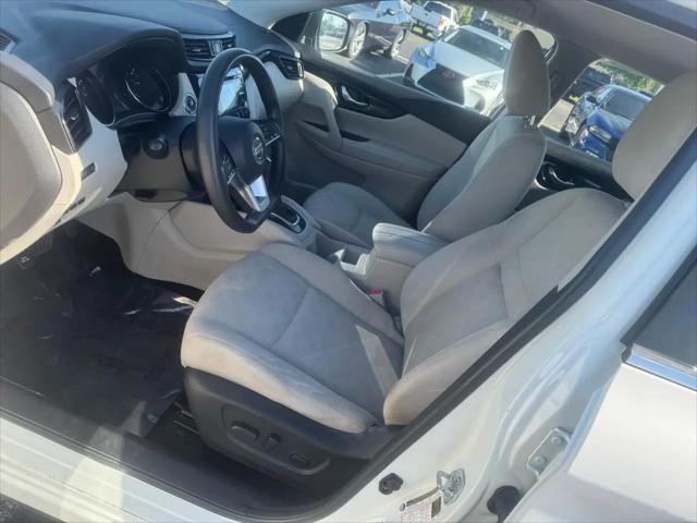 2018 Nissan Rogue Sport SV