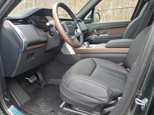 2026 Land Rover Range Rover P400 SE 7 Seat