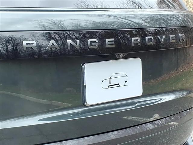 2026 Land Rover Range Rover P400 SE 7 Seat