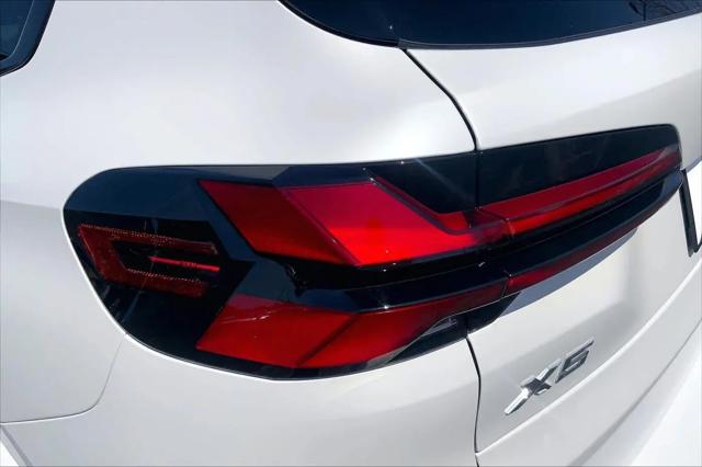 2026 BMW X5 sDrive40i