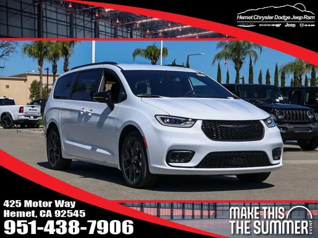 2026 Chrysler Pacifica Select for sale in Hemet, CA