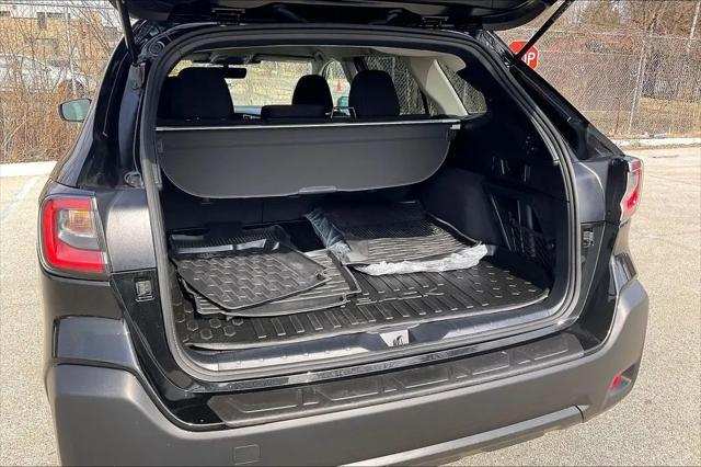 2025 Subaru Outback Premium