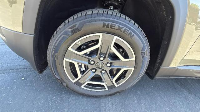 2026 Jeep Cherokee Laredo 4x4