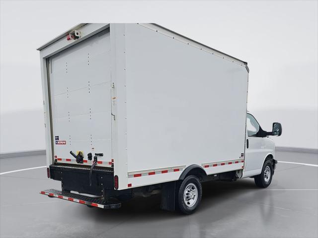 2021 Chevrolet Express Cutaway Work Van