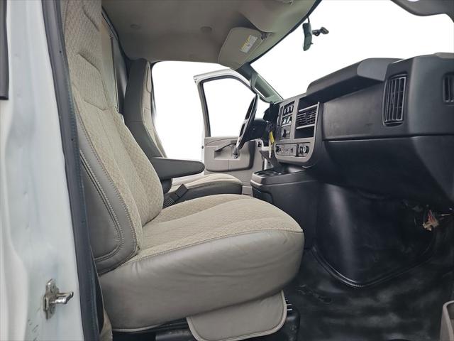 2021 Chevrolet Express Cutaway Work Van