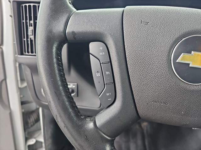 2021 Chevrolet Express Cutaway Work Van