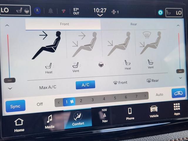 2026 Chrysler Pacifica Pinnacle AWD