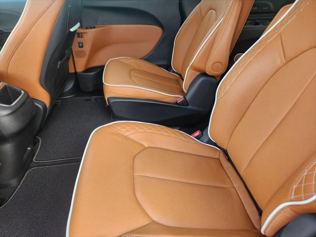 2026 Chrysler Pacifica Pinnacle AWD