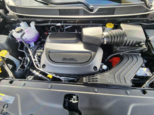 2026 Chrysler Pacifica Pinnacle AWD