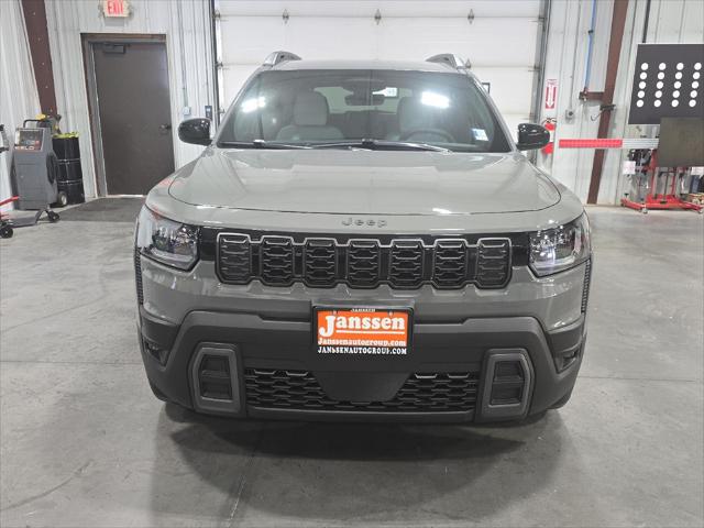 2026 Jeep Cherokee Laredo 4x4