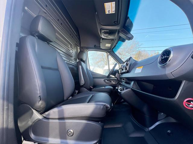 2026 Mercedes-Benz Sprinter 2500 High Roof 4-Cyl Diesel HO