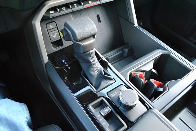 2026 Toyota Tundra SR5 CrewMax 5.5' Bed
