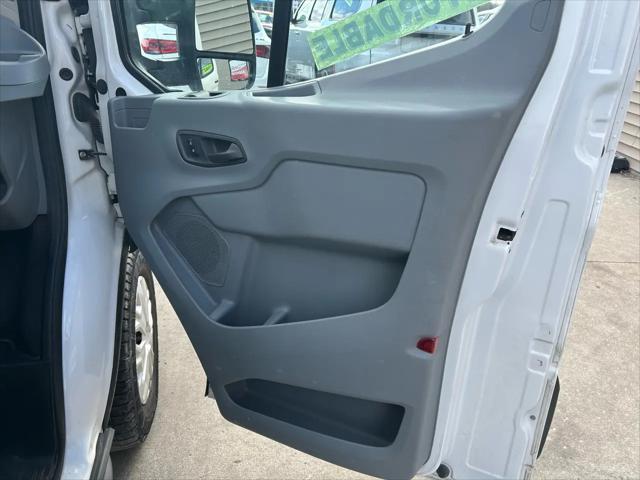 2018 Ford Transit 150 Van Low Roof 60/40 Pass. 130-in. WB