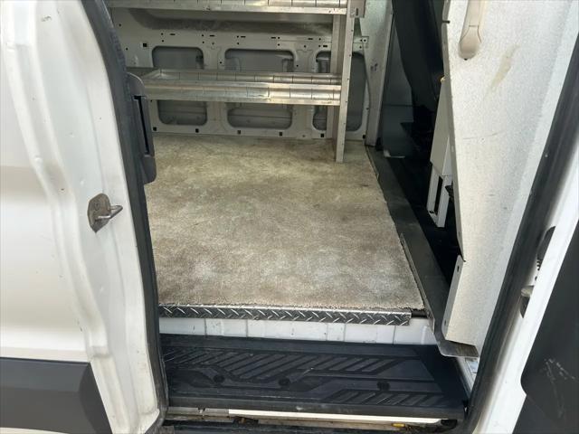 2018 Ford Transit 150 Van Low Roof 60/40 Pass. 130-in. WB