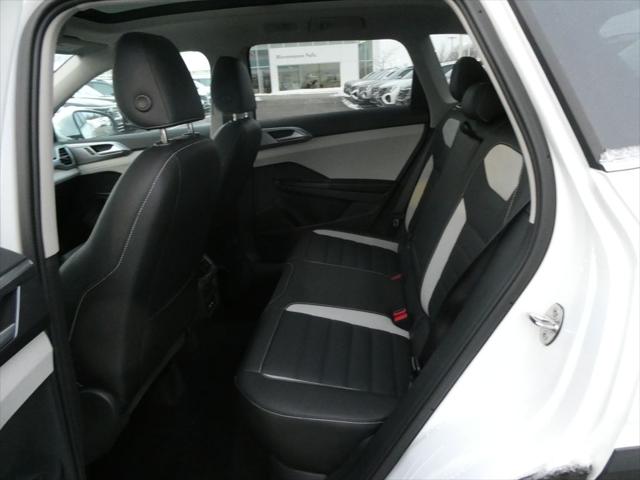 2026 Volkswagen Taos SEL
