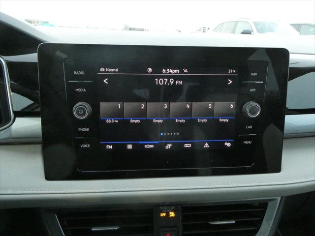 2026 Volkswagen Taos SEL