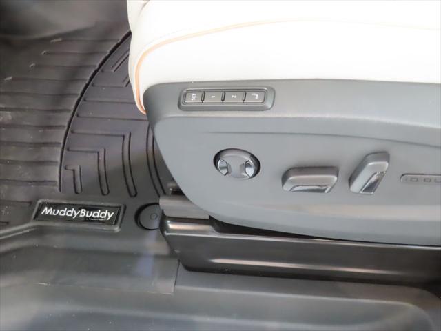 2025 Volkswagen ID. Buzz 1st Edition with 4MOTION