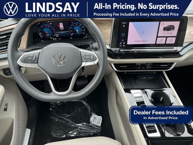 2026 Volkswagen Atlas SE with Technology