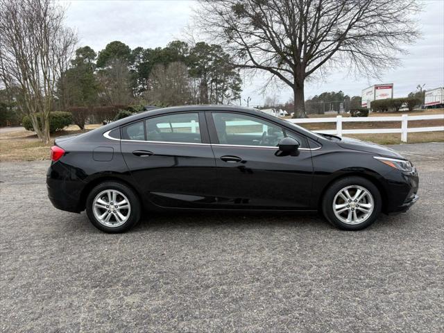 2017 Chevrolet Cruze LT Auto