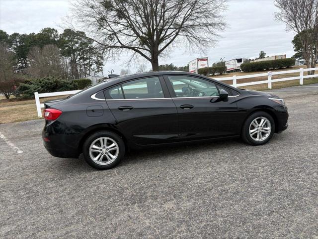 2017 Chevrolet Cruze LT Auto