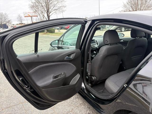 2017 Chevrolet Cruze LT Auto