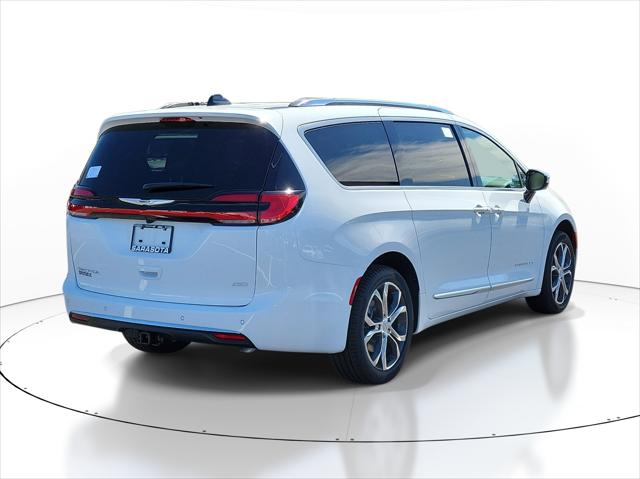 2026 Chrysler Pacifica Pinnacle AWD
