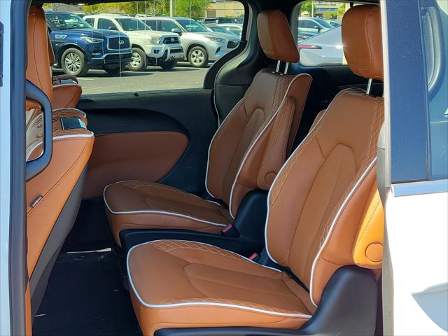 2026 Chrysler Pacifica Pinnacle AWD