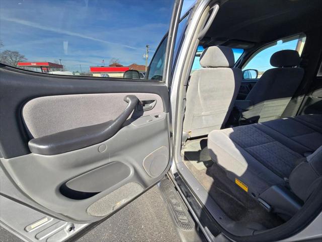 2004 Toyota Tundra SR5 V8