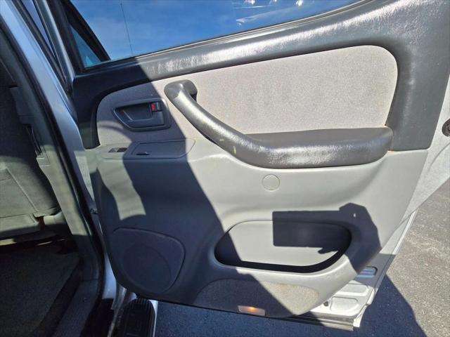 2004 Toyota Tundra SR5 V8