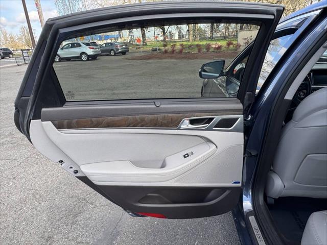 2015 Hyundai Genesis 3.8