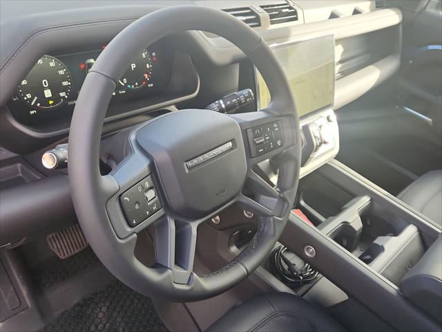 2026 Land Rover Defender P400 X-Dynamic SE