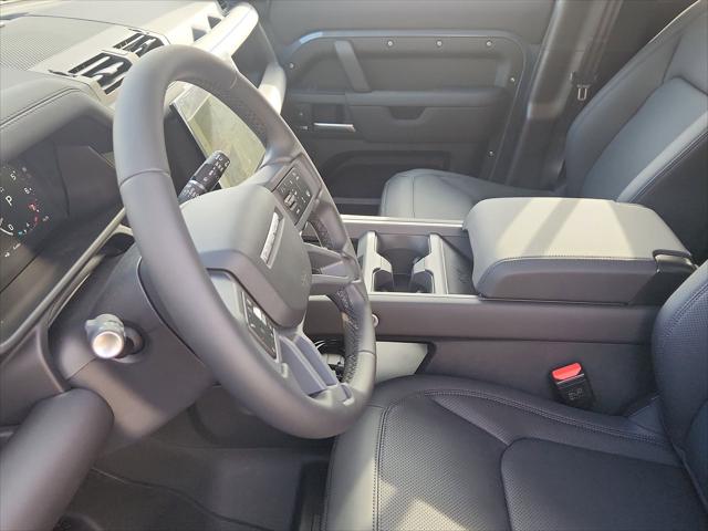 2026 Land Rover Defender P400 X-Dynamic SE