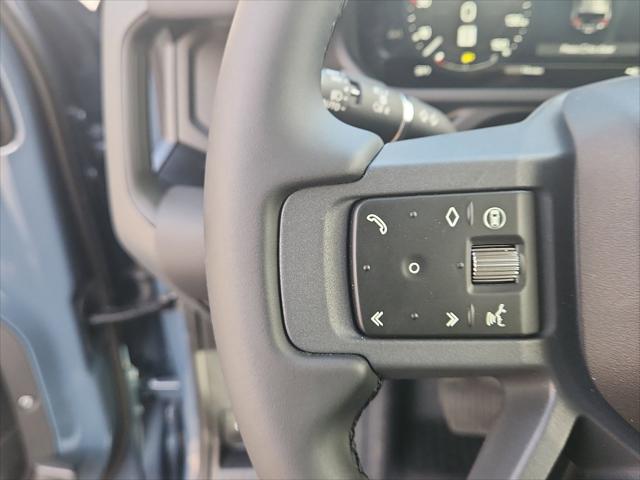 2026 Land Rover Defender P400 X-Dynamic SE