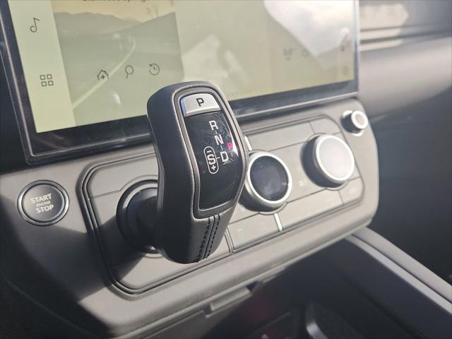 2026 Land Rover Defender P400 X-Dynamic SE