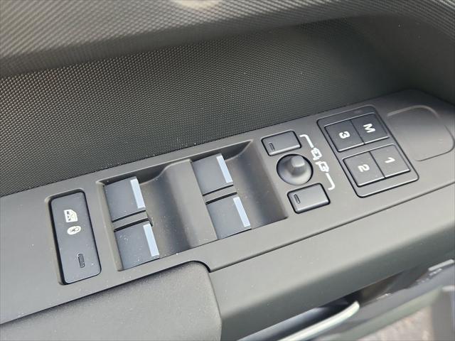 2026 Land Rover Defender P400 X-Dynamic SE
