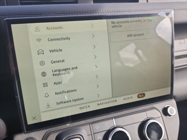 2026 Land Rover Defender P400 X-Dynamic SE