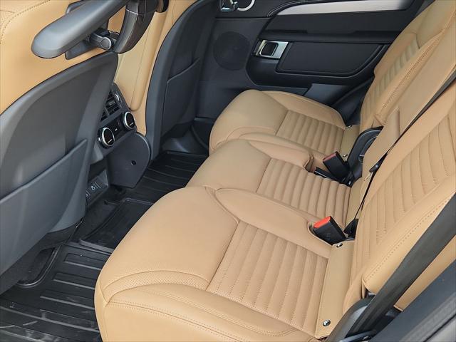 2026 Land Rover Discovery Gemini Edition