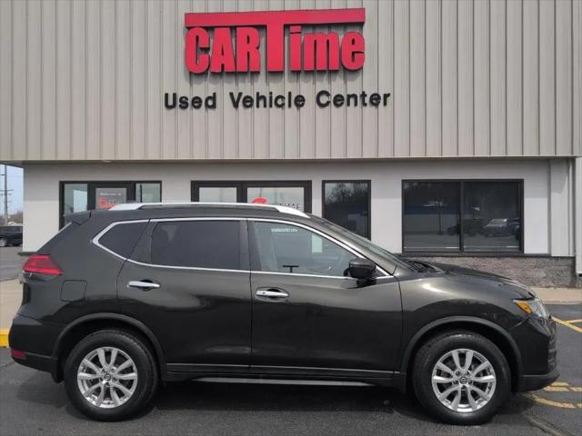 2017 Nissan Rogue SV for sale in Dundas, MN
