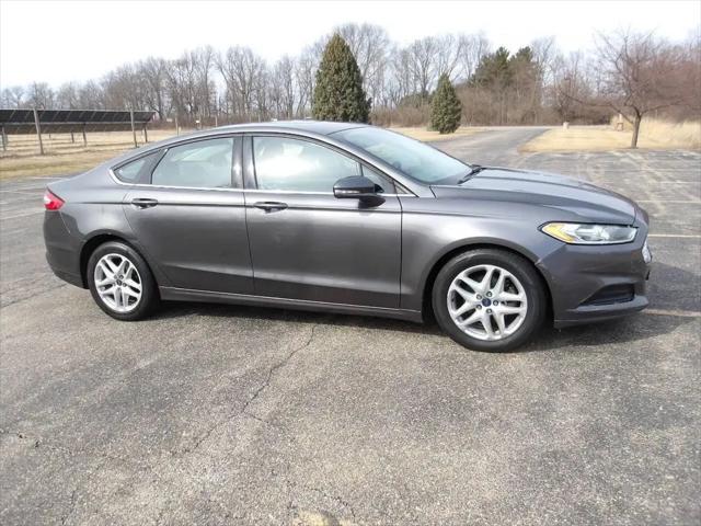 2016 Ford Fusion SE for sale in Tremont, IL