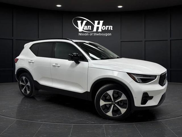 2024 Volvo XC40 B5 Plus Dark Theme for sale in Sheboygan, WI