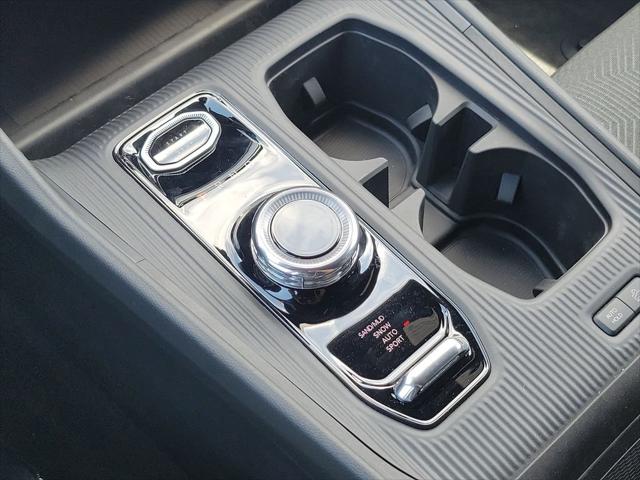2026 Jeep Cherokee Laredo 4x4