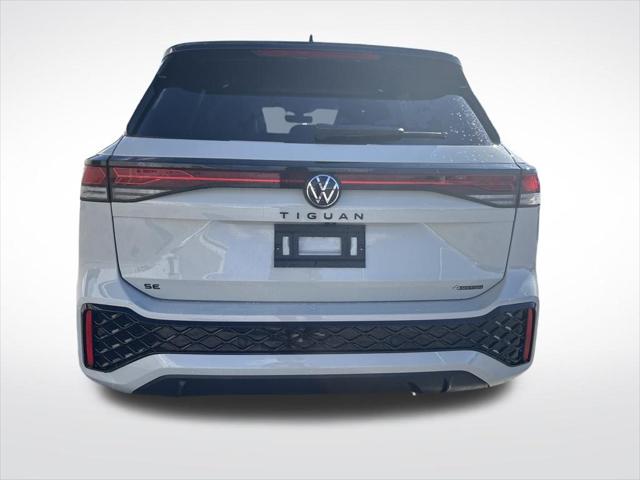 2026 Volkswagen Tiguan SE R-Line Black