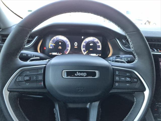 2023 Jeep Grand Cherokee L Laredo 4x2
