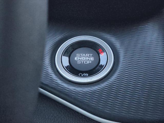2023 Jeep Grand Cherokee L Laredo 4x2