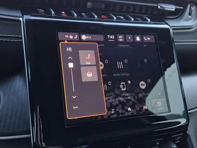 2023 Jeep Grand Cherokee L Laredo 4x2