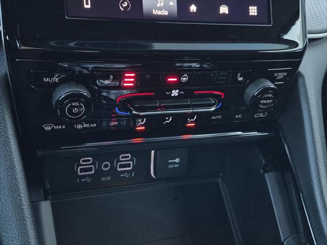 2023 Jeep Grand Cherokee L Laredo 4x2