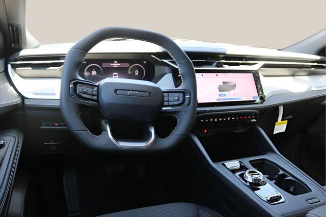 2026 Jeep Cherokee Laredo 4x4