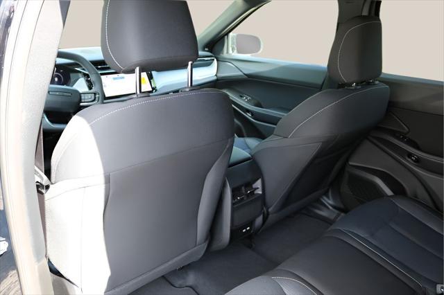 2026 Jeep Cherokee Laredo 4x4