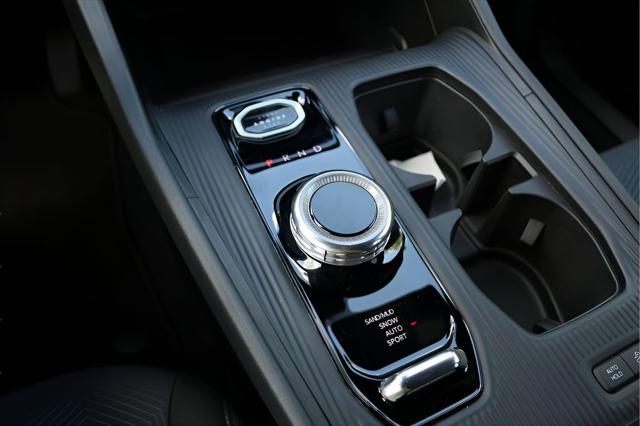 2026 Jeep Cherokee Laredo 4x4