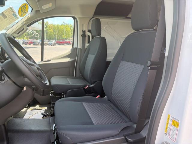 2025 Ford Transit Cargo Van Base